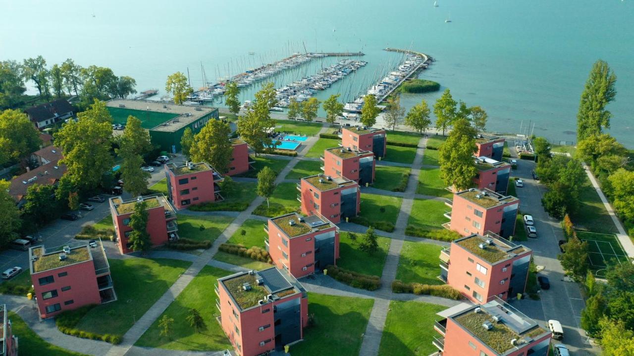 Prime Apartmans Балатонлелле Экстерьер фото